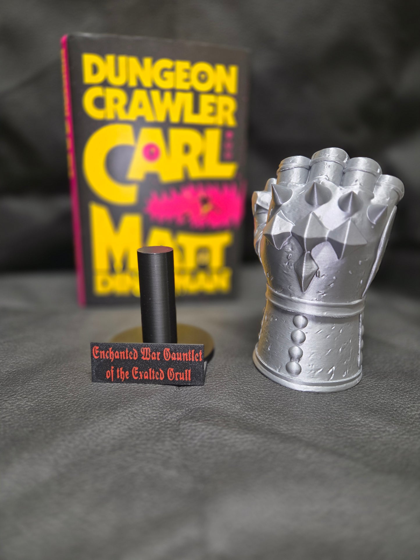 Enchanted War Gauntlet of the Exalted Grull (Dungeon Crawler Carl)